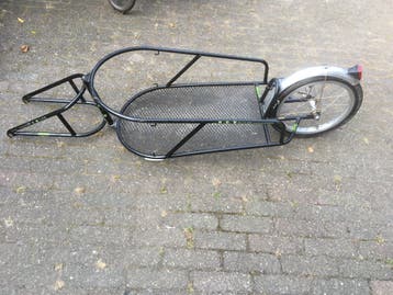 Gratis: Fietskar (Bob trailers)