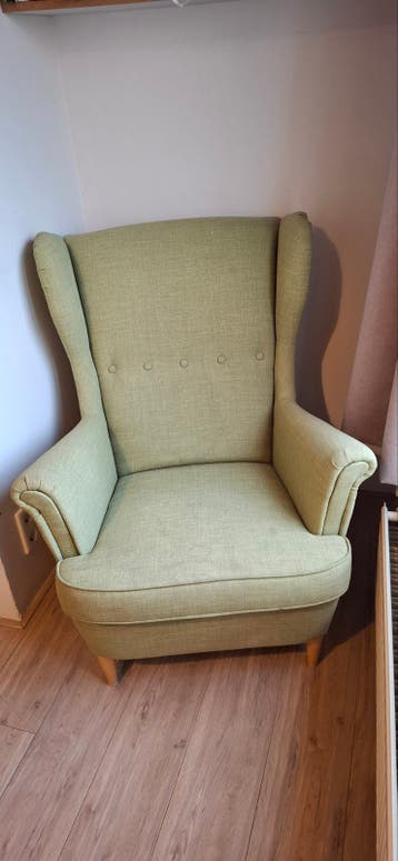 Ikea oorfauteuil, 10 jaar oud, lichtgroen