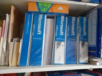 Internetworking with microsoft TCP/IP on MS windows NT 4.0