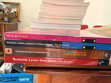 Pabo boeken: Kijk op spel, Didactiekboek, Natuuronderwijs, T