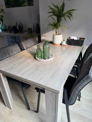 Eettafel lamulux (L 140 x B 90 x H 78 cm - gratis afhalen)