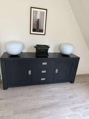 Stijlvolle set van dressoir en side table