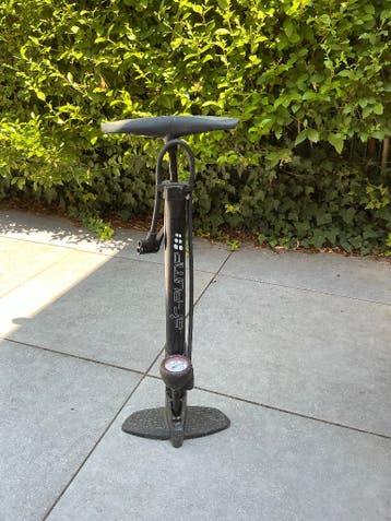 Fietspomp GERESERVEERD