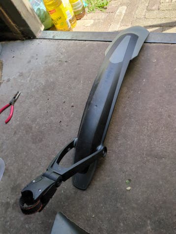 X Blade spatbord