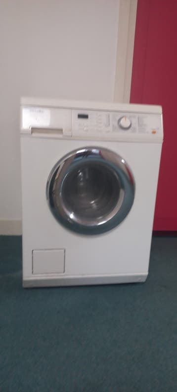 MIELE V3660 METEOR 1600RPM