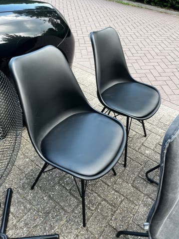 GRATIS OP TE HALEN 26 JULI! Diversen meubels!