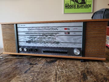 Gratis radio (opknapper)(hobby)