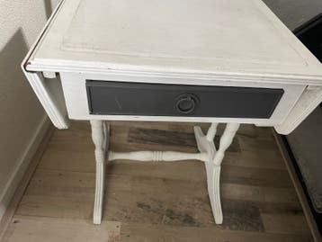 Vintage bijzettafel met lade - wit/grijs