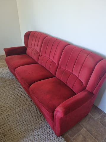 Rode fluwelen bankstel met relaxfauteuil
