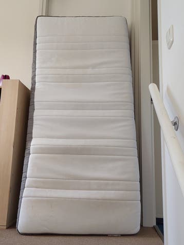 Gratis op te halen matras Ikea Hovag 90 x 200 x 24