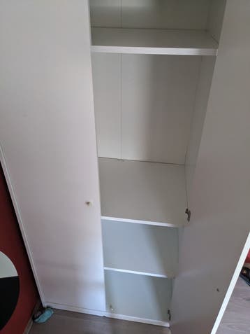 Witte kledingkast (2x)