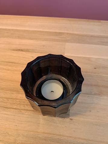 Zwarte waxinelichthouder van glas