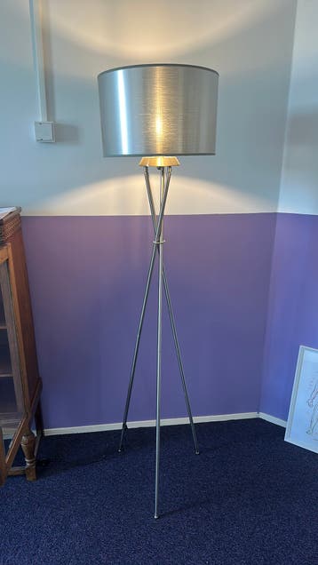 Mooie staande lamp gratis