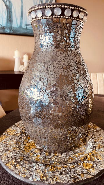 Grote mozaïek vaas met spiegelglas en decoratie