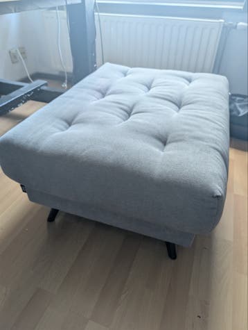 Hocker grijs