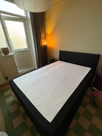 Tweepersoonsbed 140x200 cm zonder topmatras
