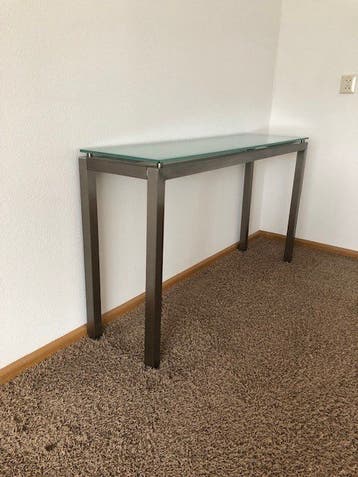 Glazentafel met stalen frame Gratis