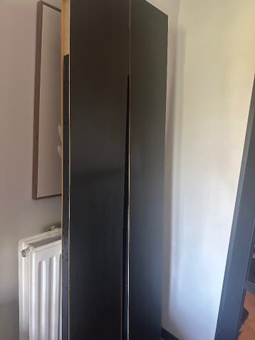 Zwarte IKEA planken, geen gebruikssporen, 190 lang.