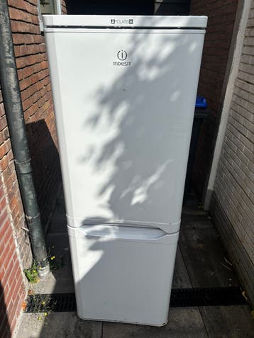 Gratis koel/vries combo A+ vrijstaand