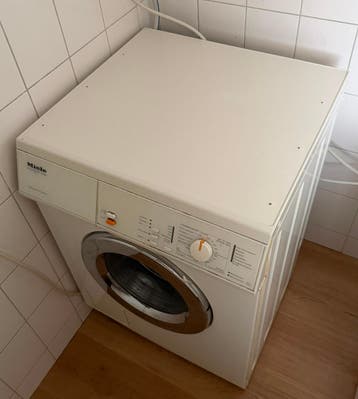 Miele wasmachine (moet voor vrijdag weg)