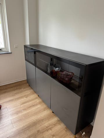 Ikea besta kast met verlichting