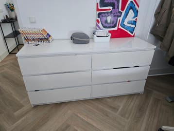 Witte ladekast met 6 laden