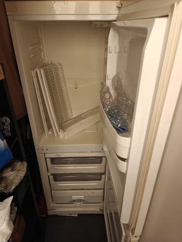 Gratis Whirlpool koel-vries combinatie (werkend weggezet)