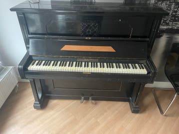Zwarte Bach Piano - Klassiek en Gebruikt
