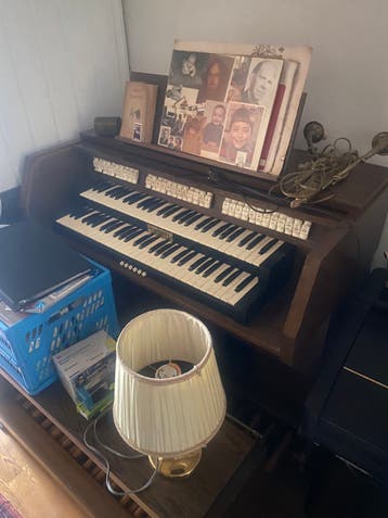Gratis orgel - Eminent Omega 7900