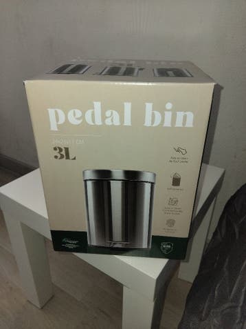 Nieuwe RVS Pedaalemmer 3L - Compact en Stijlvol