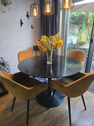 Ronde eettafel - 110 cm doorsnede, 75 cm hoog