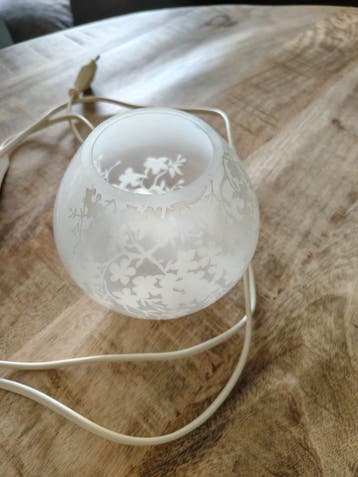 2 mooie lampen te koop ,met nieuwe lampjes