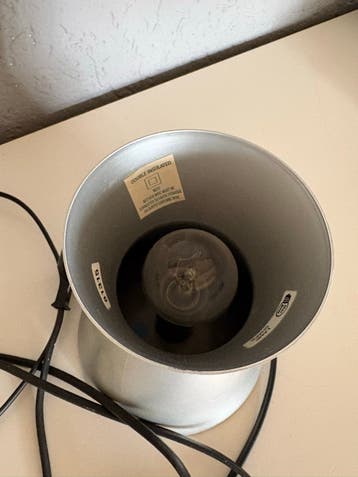 Klassieke lavalamp (defect glas) - gratis af te halen