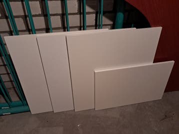 Ikea kastdeurtjes hoogglans wit