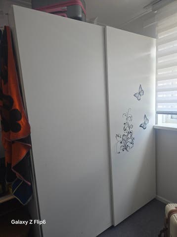 gratis kleding kast schuifdeuren