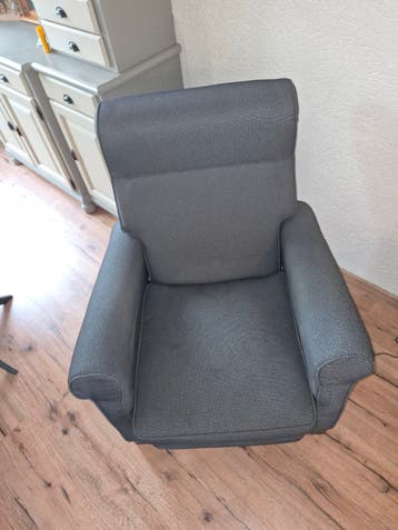 ikea relaxfauteuil (muren) met voetensteun