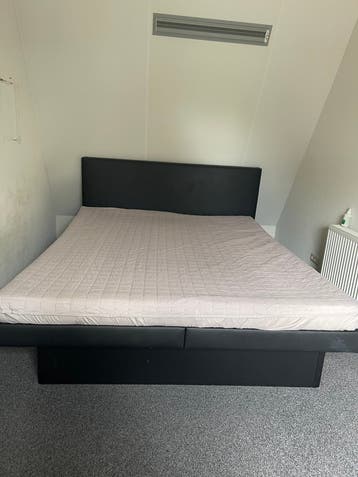 Gratis af te halen: waterbed 220x180 cm