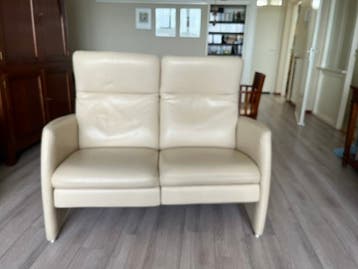 Mooie leren relaxbank (2 persoonsbank)