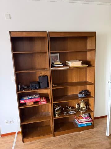 Gratis af te halen boekenkasten in Rozenburg
