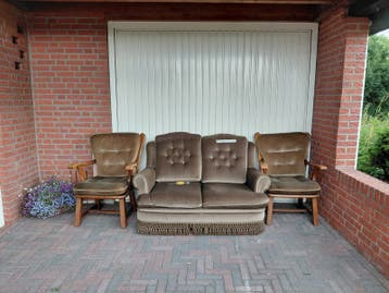 gratis af te halen.3-delige zitgroep: bank en 2 fauteuils