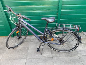 B'Twin fiets af te halen (licht geluid)