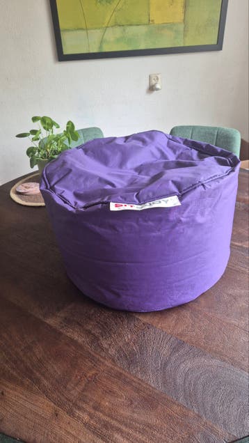 Leuke paarse poef voor kinderkamer - Sit & Joy