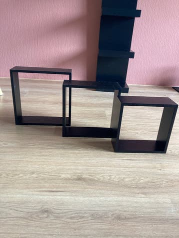 Zwarte kubus wandplanken set