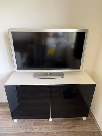 Tv kastje