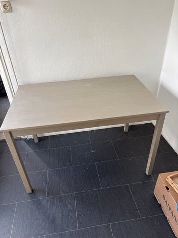 Eenvoudige tafel - 120x75x73 cm