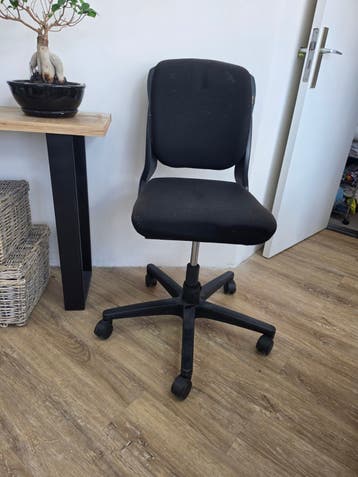 2 ergonomische bureaustoelen van Ahrend