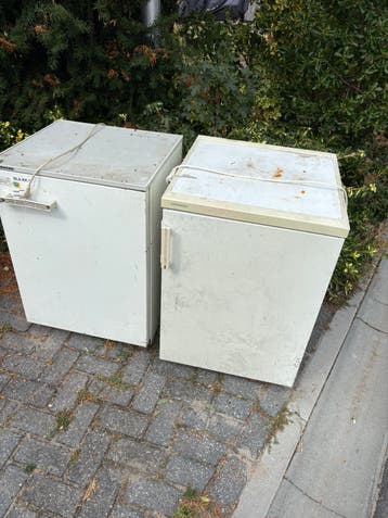 2 koelkasten gratis!!