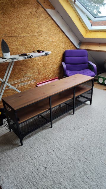 Gratis IKEA Fjallbo TV-dressoir (deurtjes ontbreken)