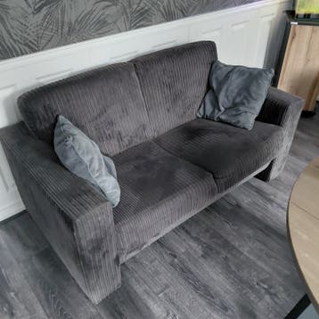 Grijze corduroy 2-zitsbank - gratis op te halen