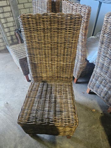 6 x rieten eetstoelen